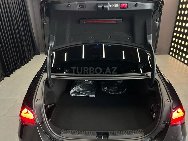 Mercedes E 300 e 2023, 1,700 km - 2.0 л - Bakı