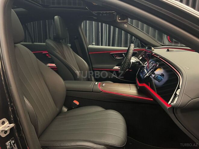 Mercedes E 300 e 2023, 1,700 km - 2.0 л - Bakı