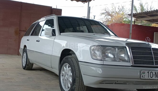 Mercedes E 200 d 1990, 965,312 km - 2.0 l - Şirvan