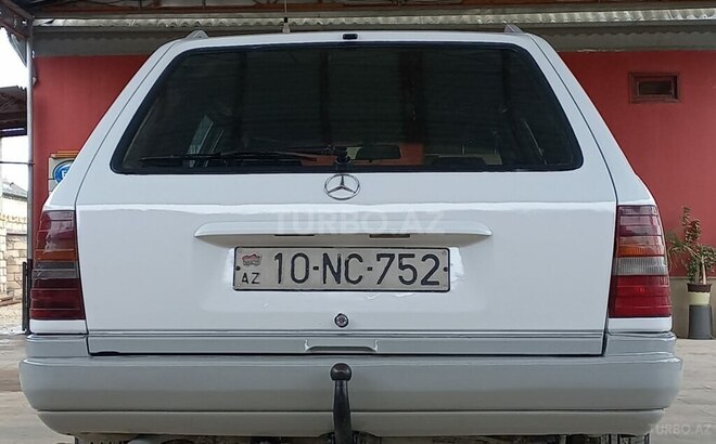 Mercedes E 200 d 1990, 965,312 km - 2.0 l - Şirvan