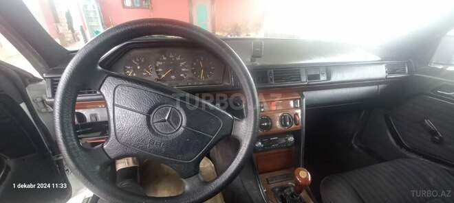 Mercedes E 200 d 1990, 965,312 km - 2.0 l - Şirvan