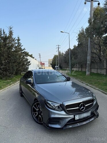 Mercedes  2018, 97,500 km - 3.0 l - Bakı