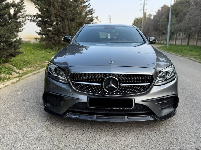 Mercedes  2018, 97,500 km - 3.0 l - Bakı
