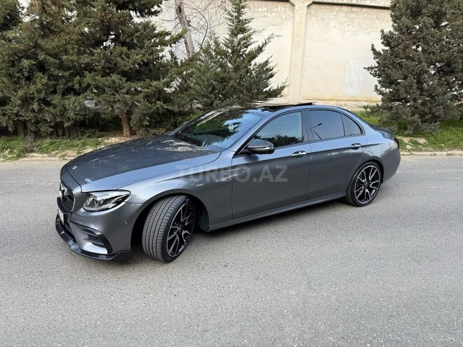 Mercedes  2018, 97,500 km - 3.0 l - Bakı