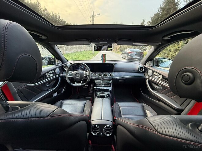 Mercedes  2018, 97,500 km - 3.0 l - Bakı