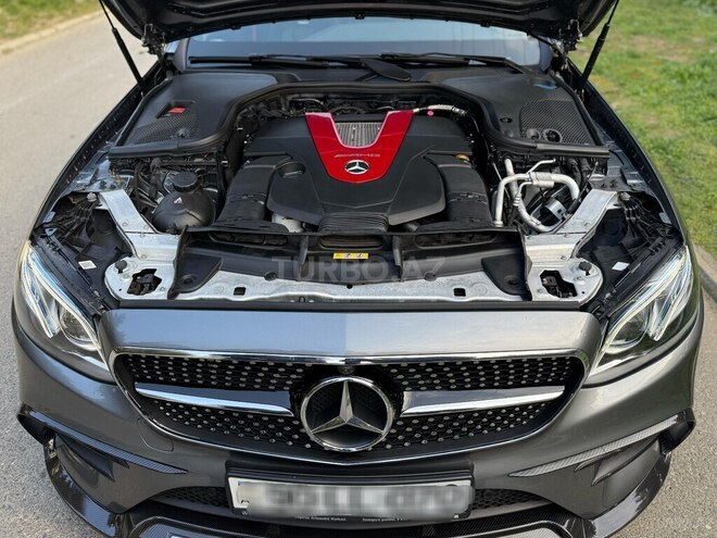 Mercedes  2018, 97,500 km - 3.0 l - Bakı