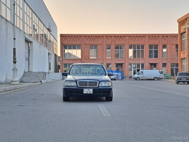 Mercedes C 200 1994, 238,000 km - 2.0 л - Gəncə