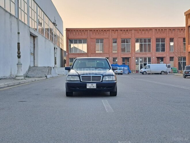 Mercedes C 200 1994, 238,000 km - 2.0 л - Gəncə