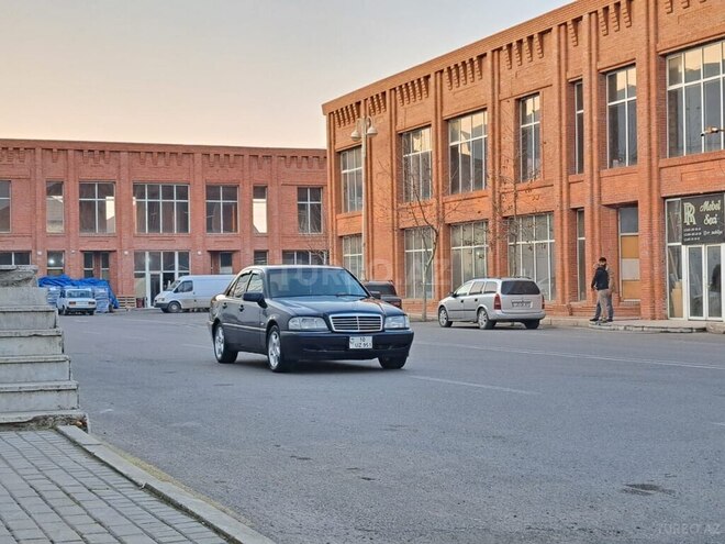 Mercedes C 200 1994, 238,000 km - 2.0 л - Gəncə