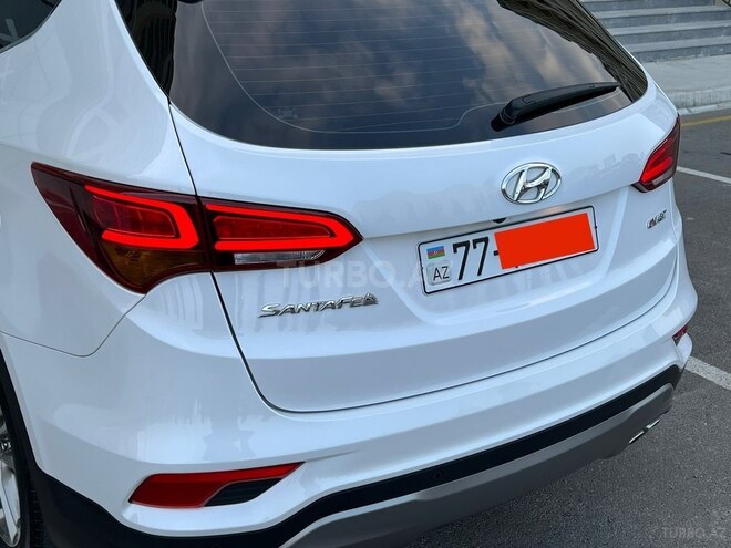 Hyundai Santa Fe-9