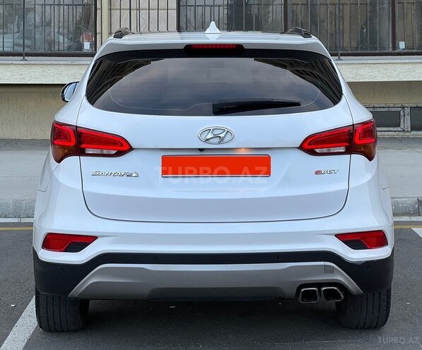 Hyundai Santa Fe-6