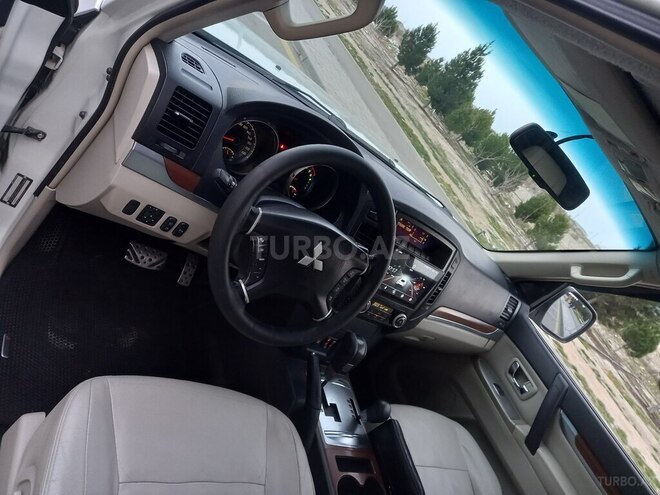 Mitsubishi Pajero 2007, 206,000 km - 3.0 l - Bakı