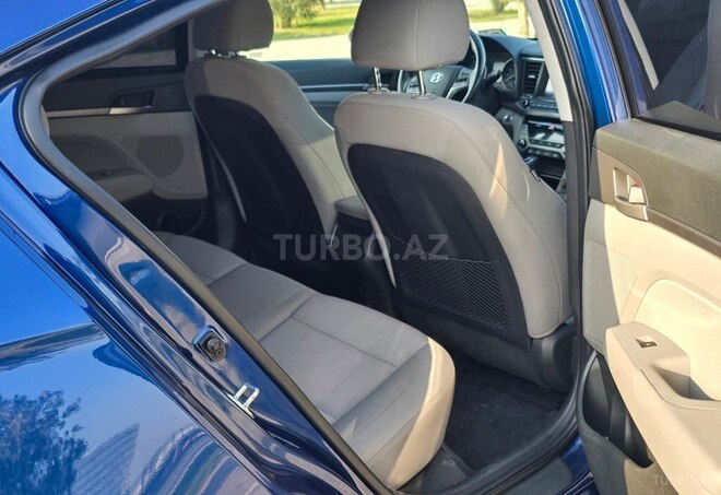 Hyundai Elantra 2018, 112,654 km - 2.0 l - Bakı