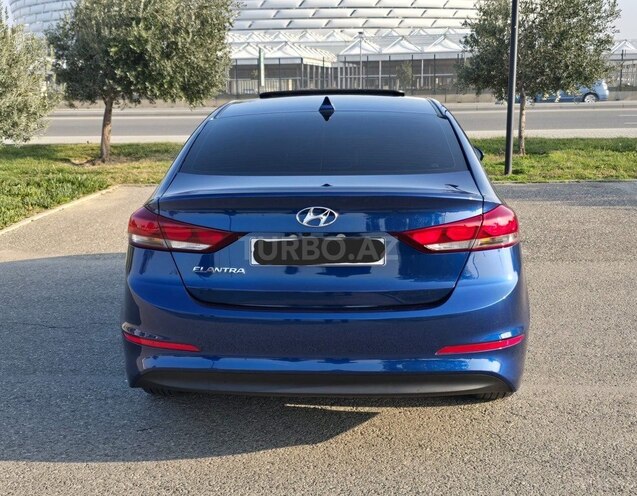 Hyundai Elantra 2018, 112,654 km - 2.0 l - Bakı