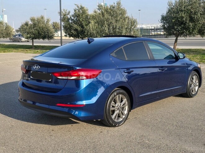 Hyundai Elantra 2018, 112,654 km - 2.0 l - Bakı