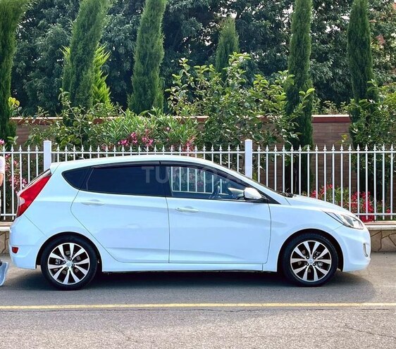 Hyundai Accent 2011, 216,000 km - 1.6 л - Lənkəran