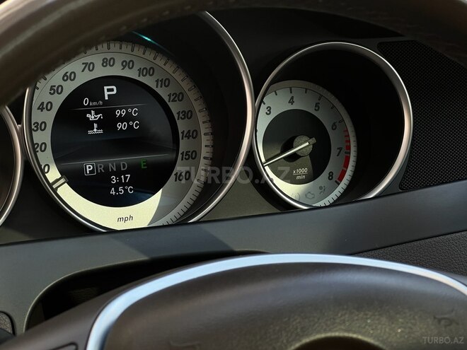 Mercedes C 250-11