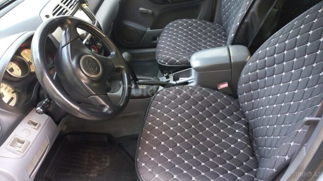 Toyota RAV4 2001, 220,000 km - 2.0 l - Gəncə