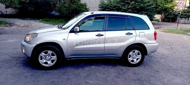 Toyota RAV4 2001, 220,000 km - 2.0 l - Gəncə