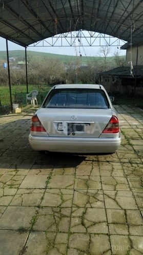 Mercedes C 220 d 1995, 253,690 km - 2.2 l - Lənkəran