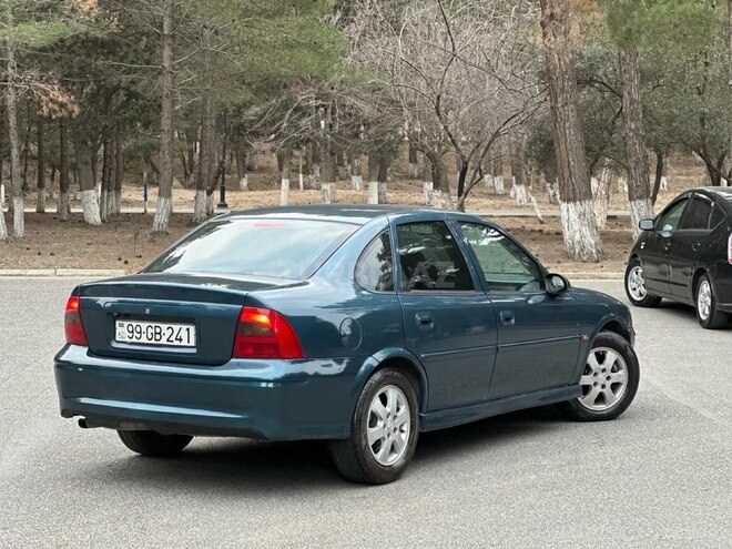 Opel Vectra 2001, 258,741 km - 1.6 l - Sumqayıt