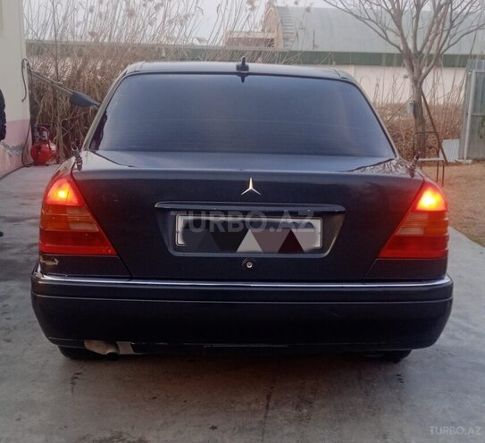 Mercedes C 180 1994, 345,670 km - 1.8 l - Ucar