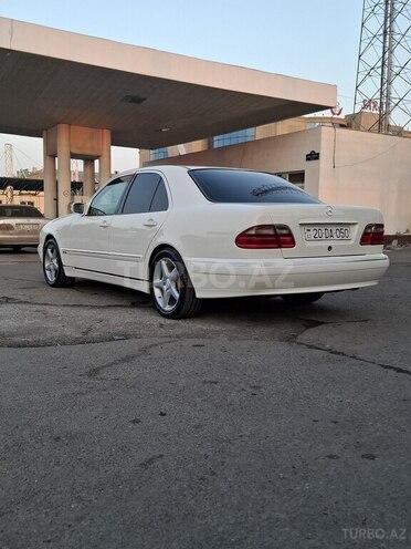 Mercedes E 200 2000, 346,907 km - 2.0 l - Gəncə