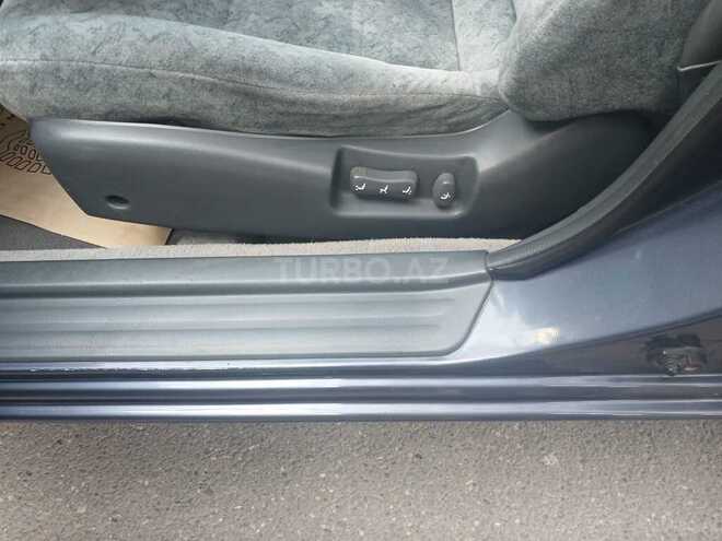 Nissan Maxima-13