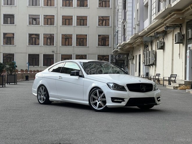 Mercedes C 250-1