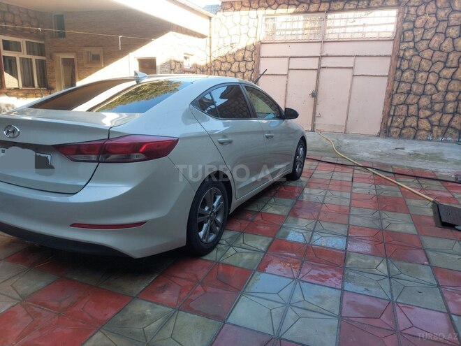 Hyundai Elantra 2016, 55,000 km - 2.0 l - Gəncə