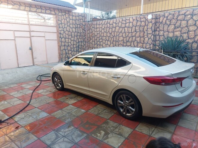 Hyundai Elantra 2016, 55,000 km - 2.0 l - Gəncə