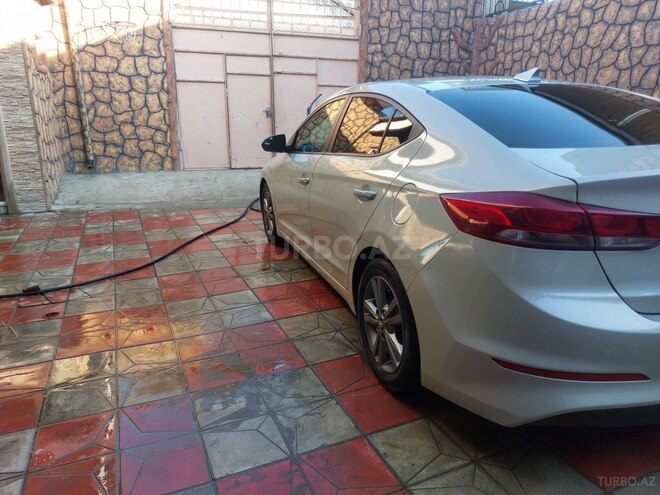 Hyundai Elantra 2016, 55,000 km - 2.0 l - Gəncə