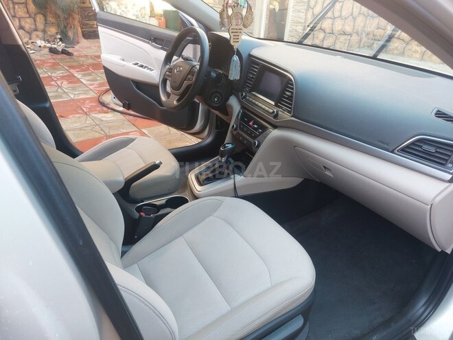 Hyundai Elantra 2016, 55,000 km - 2.0 l - Gəncə