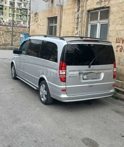 Mercedes Viano-5