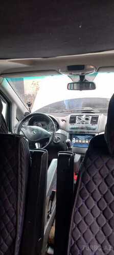 Mercedes Viano-3