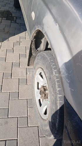Mitsubishi L200 2005, 365,000 km - 2.5 l - Gədəbəy