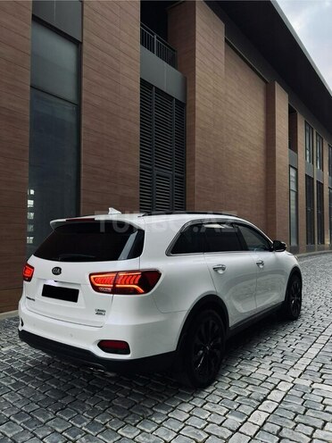 Kia Sorento-4