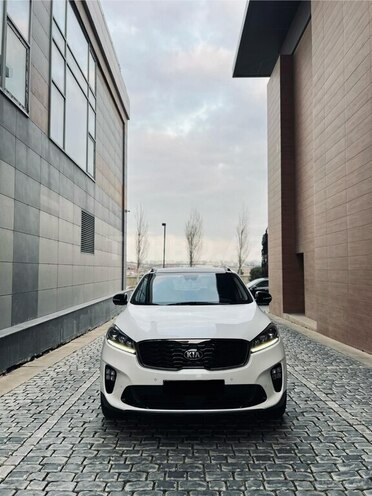Kia Sorento-1
