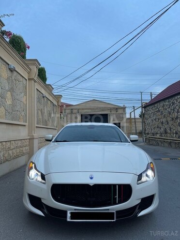 Maserati Quattroporte-2