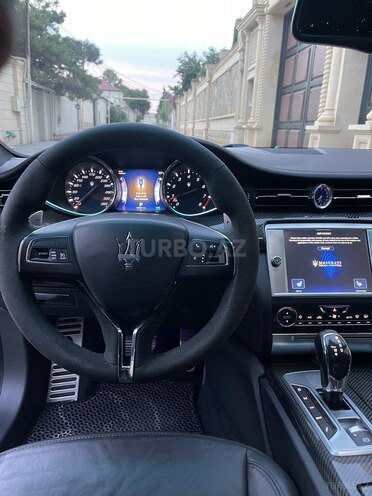 Maserati Quattroporte-5