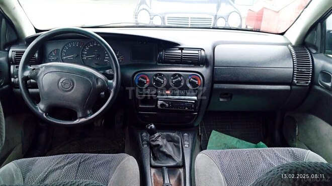 Opel Omega 1995, 315,000 km - 2.0 l - Bakı