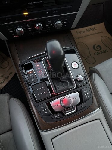 Audi A6-9