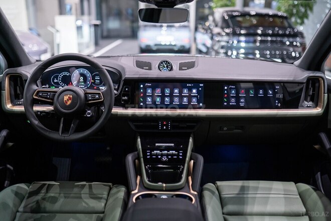 Porsche Cayenne E-Hybrid-9