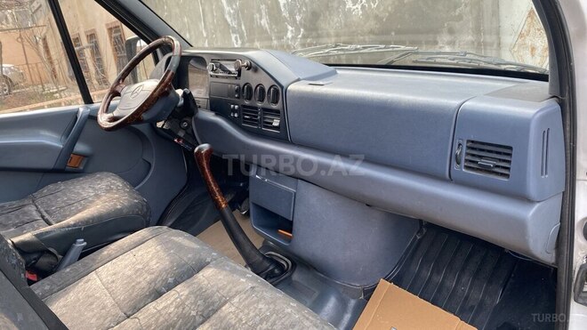 Mercedes Sprinter 412 1997, 201,000 km - 2.9 l - Gəncə