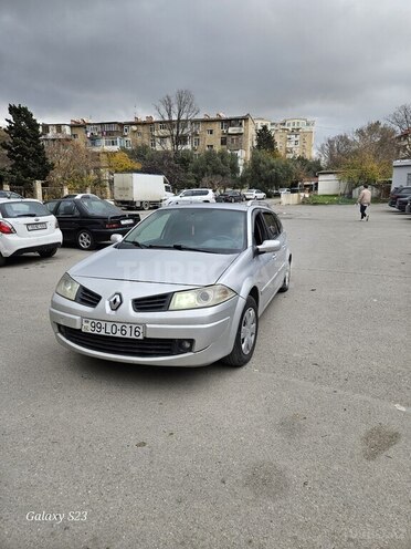 Renault Megane-8