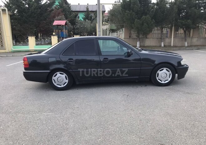 Mercedes C 180 1995, 208,000 km - 1.8 l - Sumqayıt