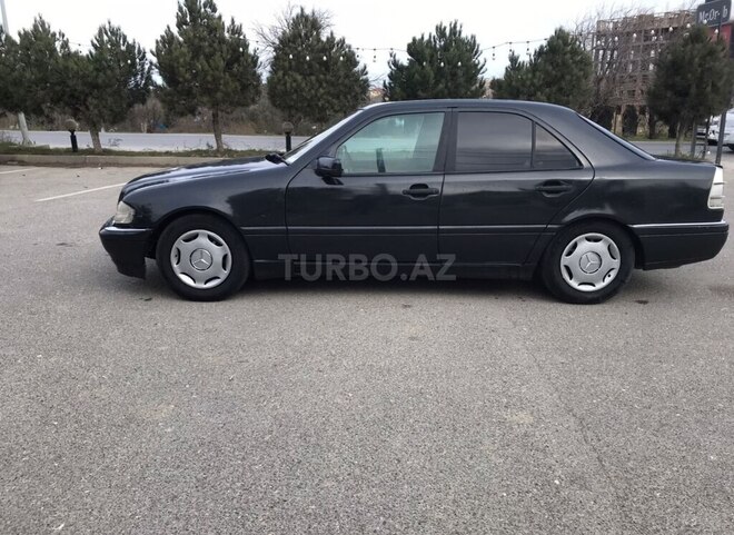 Mercedes C 180 1995, 208,000 km - 1.8 l - Sumqayıt