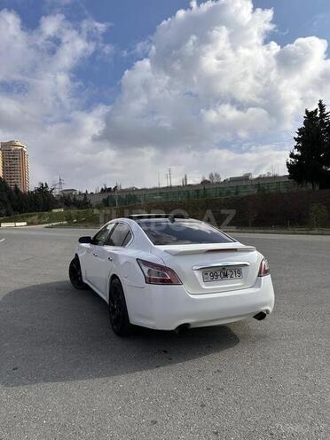 Nissan Maxima-4