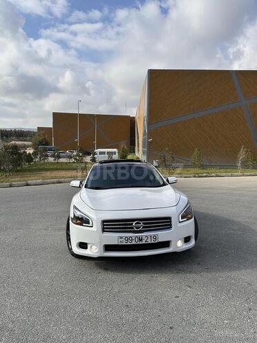 Nissan Maxima-2