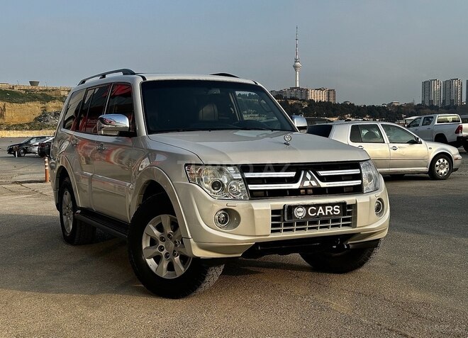 Mitsubishi Pajero 2012, 213,000 km - 3.5 л - Bakı